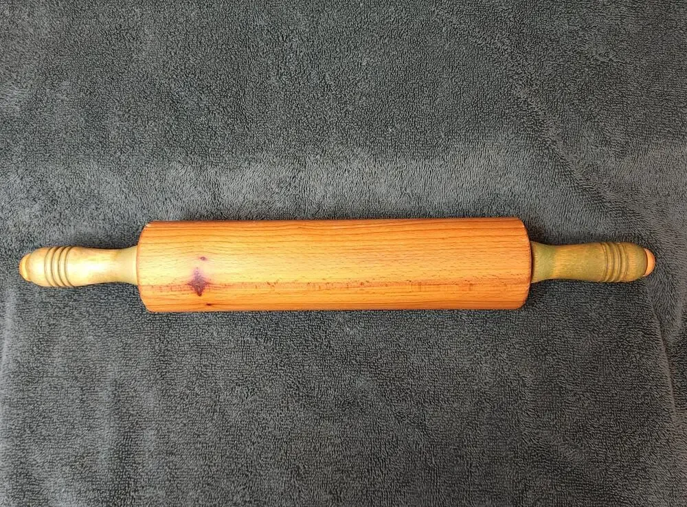 Vintage Hardwood Rolling Pin w/Green Grooved Turning Handles Circa 1950s-1960s